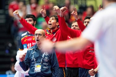 Barrufet y Hernández sobresalen en el magnífico triunfo ante Francia