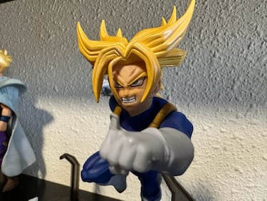 Las figuras de Trunks y Gohan que recuerdan cuando intentaron superar a sus padres