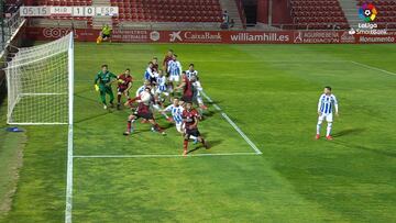 Lo intenta cualquier profesional 1 millón de veces y no sale: el gol del Mirandés de no creer