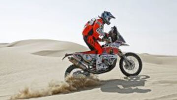 Pablo Quintanilla marcha octavo tras la primera etapa del Rally de Abu Dhabi.