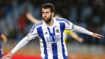 Agirretxe celebra su gol al Málaga.