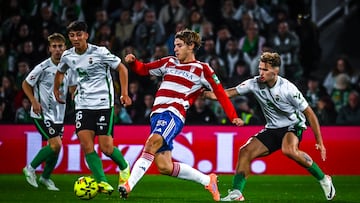 15/11/25 PARTIDO SEGUNDA DIVISION
RACING DE SANTANDER - GRANADA
PABLO RAMON PASCUAL