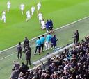 Ni se inmutó: la reacción de Bielsa en goles clave del Leeds