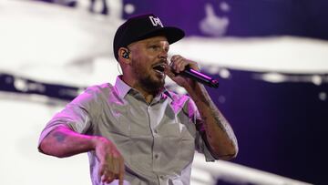 Residente cantando en Colombia