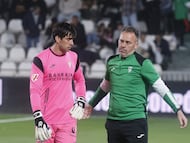 Iker Álvarez conversa con David Pérez