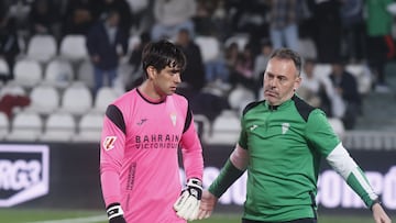 Iker Álvarez conversa con David Pérez