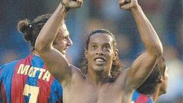 <b>CODICIADO. </b>Ronaldinho regresará sin haber firmado su renovación.