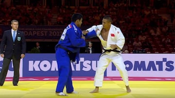 Alonso Wong, en acci&oacute;n ante el chino Saiyinjirigala