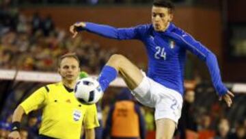 Football Soccer - Belgium v Italy - International Friendly - King Baudouin stadium - 13/11/15Italy&#039;s Alessandro Florenzi in action      REUTERS/Yves Herman TPX IMAGES OF THE DAY