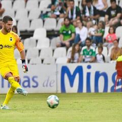 Luca impresiona con Zidane en la grada ante el Athletic