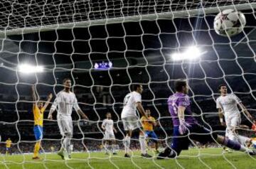 Partido de la Champions League, grupo B. Real Madrid-Juventus. 1-1 Llorente marca el gol del empate.