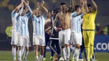 Los jugadores de Argentina celebran el pase a la final.