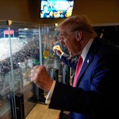 Trump’s reception at Steelers game met with mixed reactions
