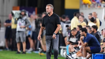 Hansi Flick durante un momento del partido.