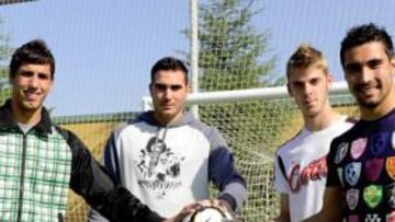 <b>CUARTETO DE GARANTÍAS. </b>Joel, Roberto, De Gea y Asenjo. El Atlético tiene la portería muy bien cubierta en un futuro inmediato.
