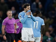 Soccer Football - Premier League - Manchester City v Brighton & Hove Albion - Etihad Stadium, Manchester, Britain - January 7, 2026 Manchester City's Bernardo Silva reacts after the match Action Images via Reuters/Jason Cairnduff EDITORIAL USE ONLY. NO USE WITH UNAUTHORIZED AUDIO, VIDEO, DATA, FIXTURE LISTS, CLUB/LEAGUE LOGOS OR 'LIVE' SERVICES. ONLINE IN-MATCH USE LIMITED TO 120 IMAGES, NO VIDEO EMULATION. NO USE IN BETTING, GAMES OR SINGLE CLUB/LEAGUE/PLAYER PUBLICATIONS. PLEASE CONTACT YOUR ACCOUNT REPRESENTATIVE FOR FURTHER DETAILS..