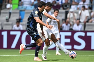 1-0. Fran Garc¨ªa asiste a Jude Bellingham en ¨¢rea del Pachuca. El jugador ingl¨¦s controla y saca un zurdazo raso, cruzado, para superar la estirada de Carlos Moreno.