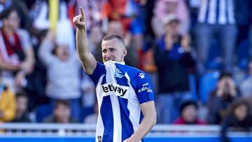 Rodrigo Ely: "Tocar el balón es algo que estaba deseando"