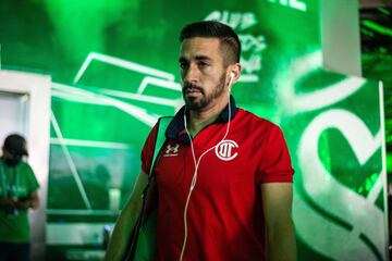  Fernando Navarro of Toluca during the game Santos vs Toluca, corresponding to the Quarter Finals second leg match of the Torneo Apertura 2022 of the Liga BBVA MX, at TSM Corona Stadium, on October 16, 2022.

<br><br>

Fernando Navarro de Toluca durante el partido Santos vs Toluca, correspondiente al partido de vuelta de Cuartos de Final del Torneo Apertura 2022 de la Liga BBVA MX, en el Estadio TSM Corona el 16 de octubre de 2022.