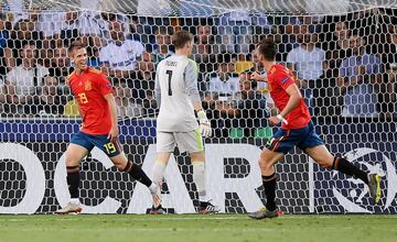 2-0. Dani Olmo celebró el segundo gol.