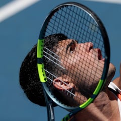 ¿A qué hora juega Alcaraz hoy contra Walton? TV, dónde y cómo ver su debut en el Open de Australia