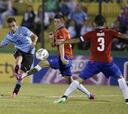 Chile se despide goleado y humillado por Uruguay
