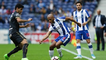 Un Oporto con la liga perdida golea ante su afici¨®n