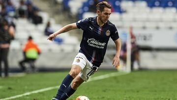 Chivas tiene en duda a Angulo para el repechaje