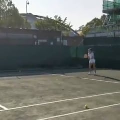 Murray entrena sobre hierba con la mirada en Wimbledon