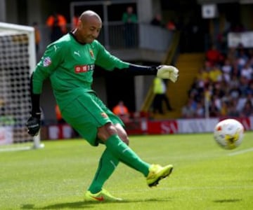 El portero Gomes fue el titular de Brasil. Después llegó a jugar en el Tottenham.