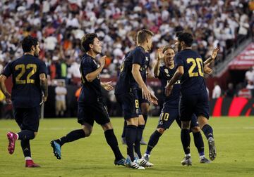 Real Madrid - Arsenal | Marcelo centró desde la izquierda y el español se empató el partido. 