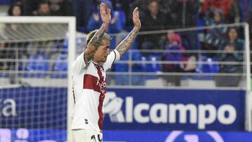 Chimy mantiene vivo el sueño oscense de la permanencia