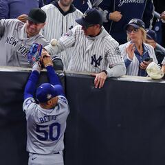 Who are the Yankees fans who grabbed Mookie Betts and are banned from attending Game 5?