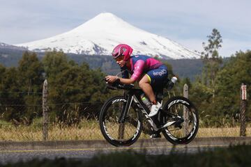 El volcán Villarrica fue protagonista en la gran mayoría de las postales del Ironman de Pucón como es costumbre.