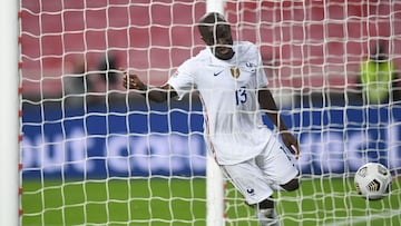 France&#039;s midfielder N&#039;Golo Kante scores a goal during the UEFA Nations League A group 3 football match between Portugal and France at the Luz stadium in Lisbon on November 14, 2020. (Photo by PATRICIA DE MELO MOREIRA / AFP)