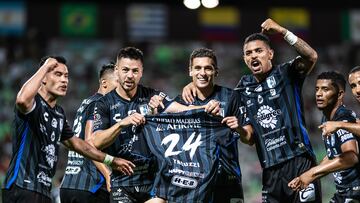 <br><br>

Federico Lertora celebra su gol 0-1 de Queretaro durante el partido Santos vs Queretaro, correspondiente a la Jornada 01 del Torneo Apertura 2023 de la Liga BBVA MX, en el Estadio TSM Corona, el 02 de Julio de 2023.