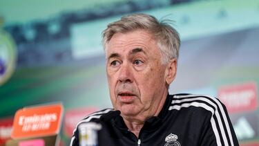 MADRID, 25/01/2023.- El técnico del Real Madrid, Carlo Ancelotti, durante la rueda de prensa posterior al entrenamiento del equipo en la Ciudad deportiva de Valdebebas, este miércoles previo al partido de cuartos de final de la Copa del Rey contra el Atlético de Madrid. EFE/Rodrigo Jiménez
