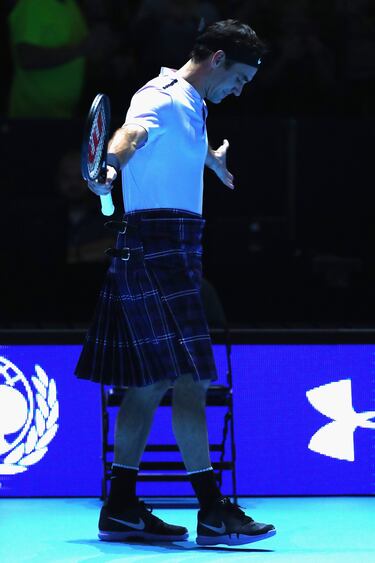 Andy Murray y Roger Federer participaron en una exhibición benéfica en Glasgow.
