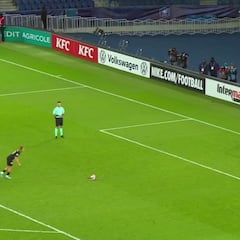 La cara de Xavi Simons justo antes de dejar sin un título a Messi y Mbappé: definitoria...