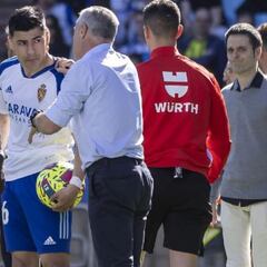 Día de furia de un chileno en España: estalla por no jugar e intervienen sus compañeros