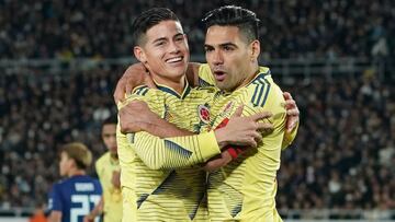 James Rodríguez y Falcao García durante un partido con la Selección Colombia.