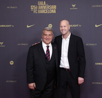 Joan Laporta con Jordi Cruyff en la alfombra roja del gran Teatro del Liceu.