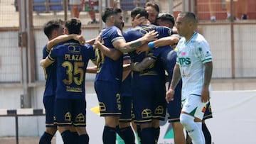 Un ex U maravilla a la B con este golazo: ¡desde media cancha!