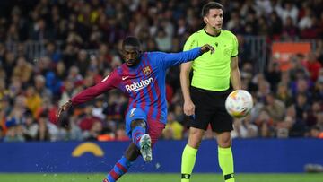 Dembélé ejecuta una falta directa el pasado domingo ante el Rayo.