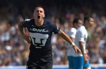 Llegó procedente de la Universidad Católica, donde anotó 29 goles en 30 partidos. En el Clausura 2017 ya suma dos anotaciones tras cuatro jornadas.