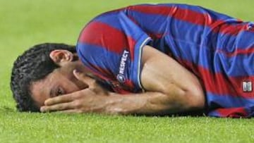 Motta fue expulsado por golpear en la cara a Busquets; el Barça pidió un penalti a Pedro