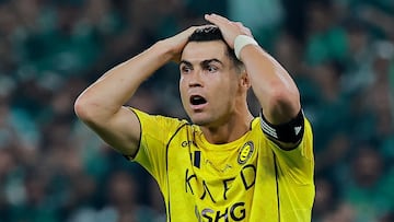 Soccer Football - Saudi Pro League - Al Ahli v Al Nassr - King Abdullah Sports City, Jeddah, Saudi Arabia - January 2, 2026 Al Nassr's Cristiano Ronaldo reacts REUTERS/Stringer