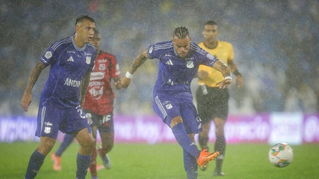 Millonarios vs. Medellín, suspendido por lluvia en Bogotá