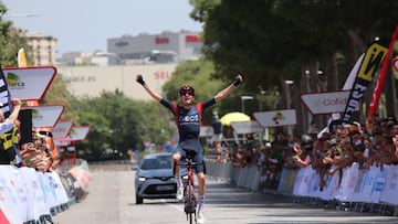 Carlos Rodríguez celebra su título de campeón de España en Mallorca.