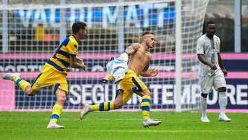 Así celebró su gol Dimarco.